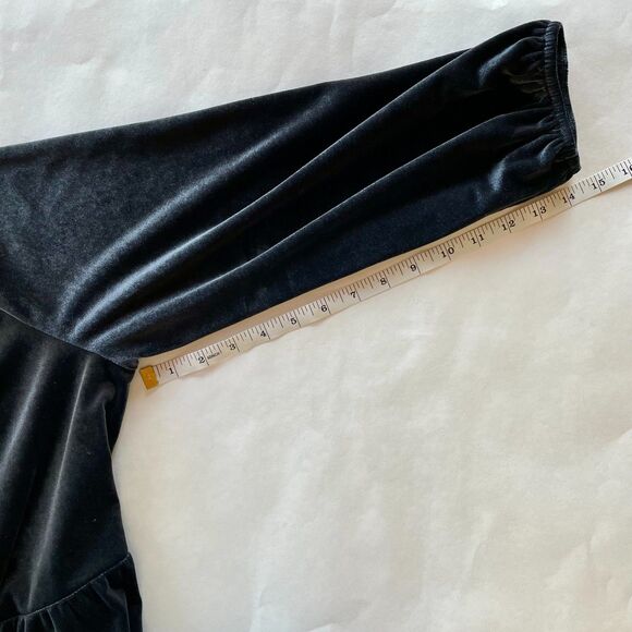 NWT Gap Women's Velvet Tiered Mini Dress with 3/4 Sleeves in Black Size M - Picture 11 of 11